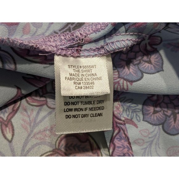 Crosby Blouse Women size M purple blue floral long sleeve button front - Picture 8 of 9